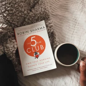 معرفی و دانلود کتاب The 5 AM Club نوشته Robin Sharma، باشگاه پنج صبحی ها نوشته رابین شارما با فرمت pdf ، کتابی پرفروش در زمینه موفقیت و خودیاری free download